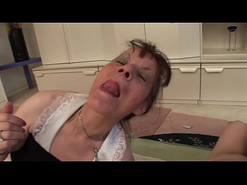 ❤️ Dvije bake i jedan djed imaju trojku ️❌ Porno kod nas