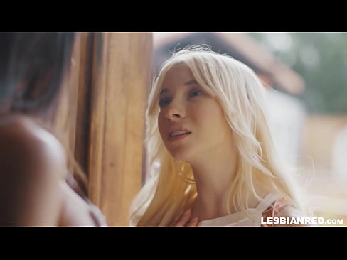 ❤️ Djevojka dolazi kući nekoliko mjeseci kasnije i na kraju jede mačkinu macu ️❌ Porno kod nas