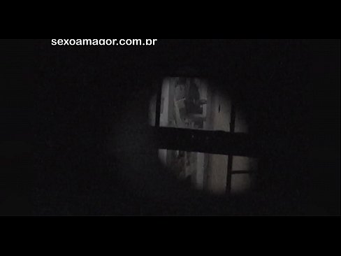 ❤️ Plavušu tajno snima voajer iz susjedstva skriven iza šupljih cigli ️❌ Porno kod nas